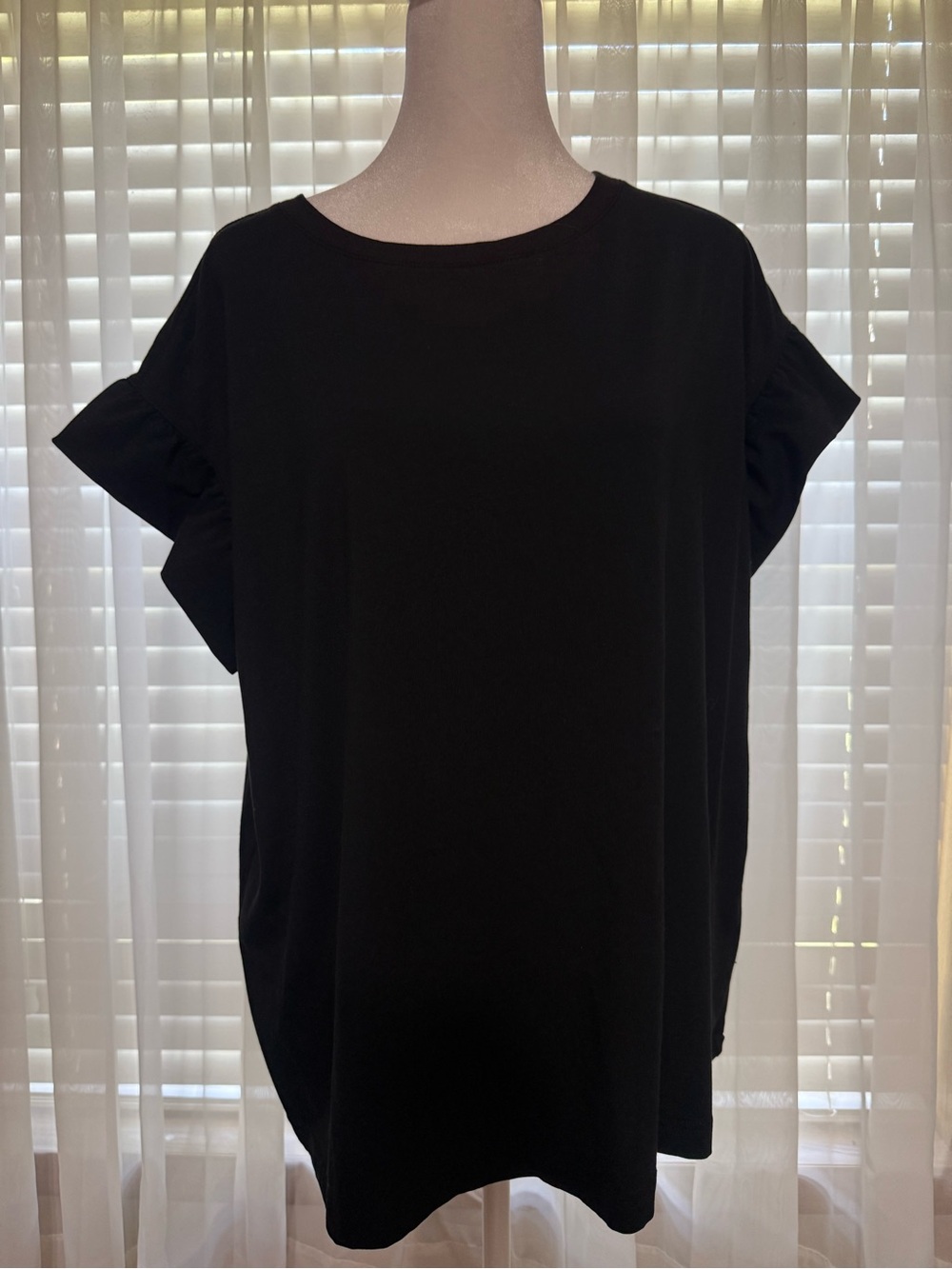 Terra & Sky Black Ruffle Sleeve Top